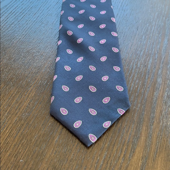 Robert Talbott Navy Paisley Silk Italian Tie - Picture 4 of 7